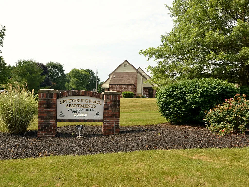 Gettysburg Place — Photo 1