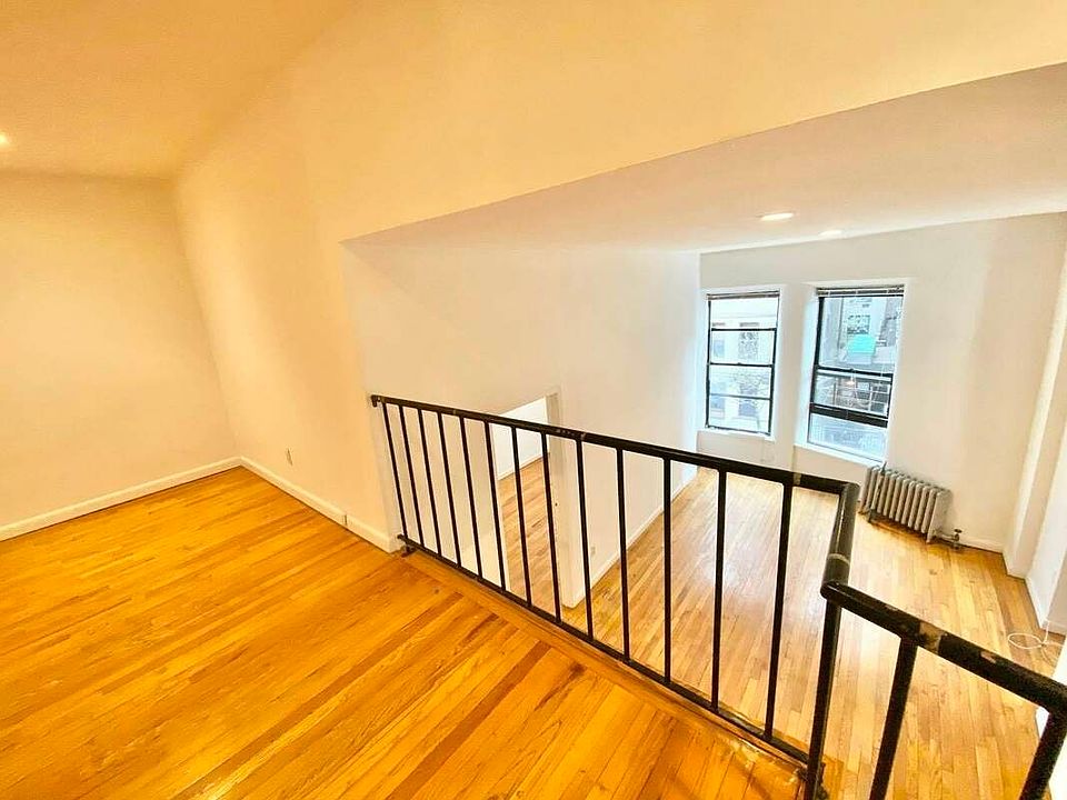 1st image of 246 W 102nd St #2A2