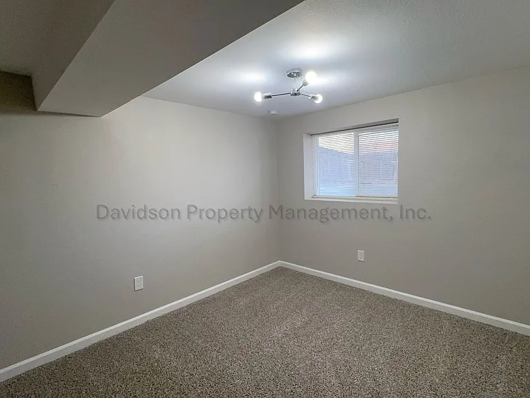 3040 Garland Ter — Photo 13