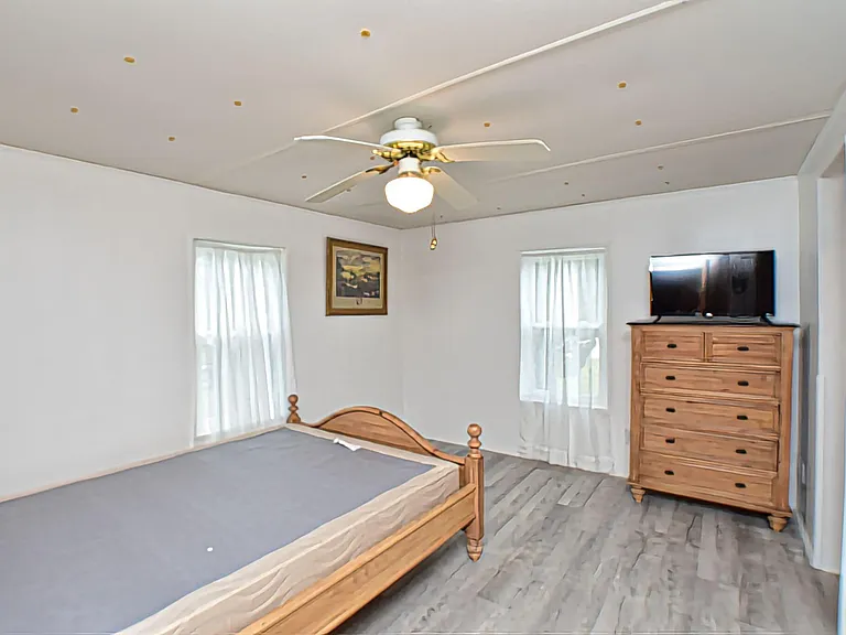 226 Treasure Beach Rd — Photo 30