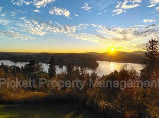 3340 Narrows View Ln NE UNIT 204, Bremerton, WA 98310