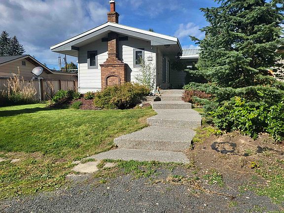 2nd image of 607 E A St