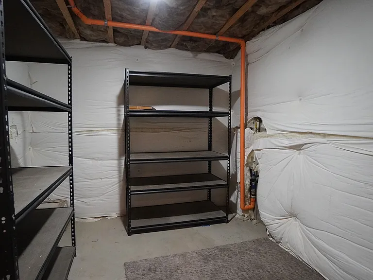 1203 E Roma Dr — Photo 24