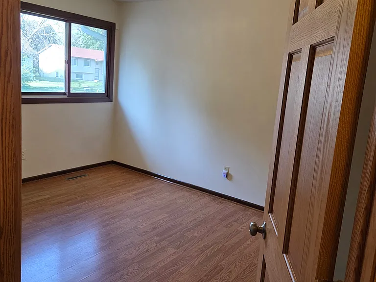 7829 Xerxes Ct N — Photo 11