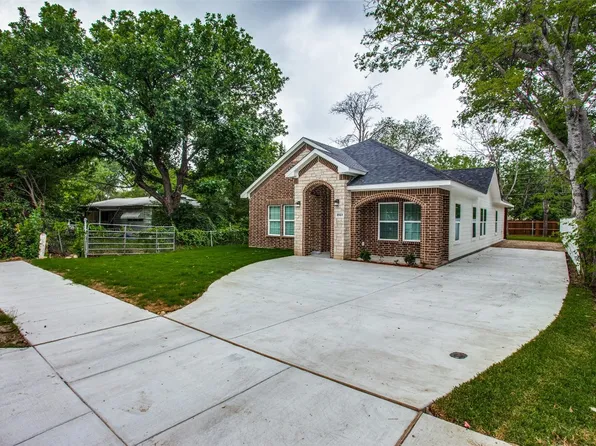 4949 Melodylane St, Fort Worth, TX 76137