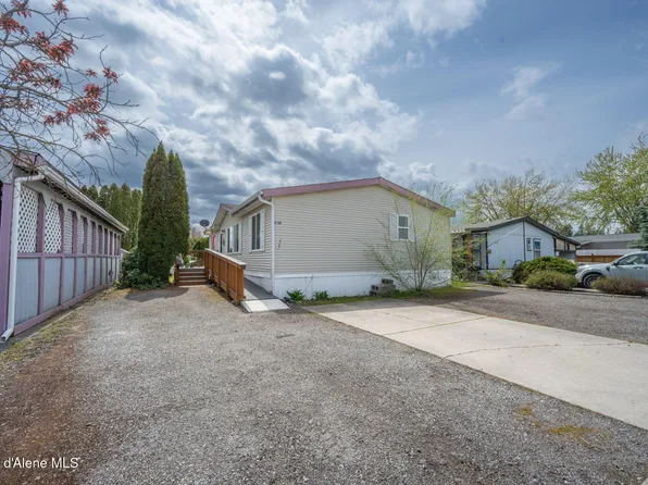 2082 W Yorkshire Ave, Coeur D Alene, ID 83815