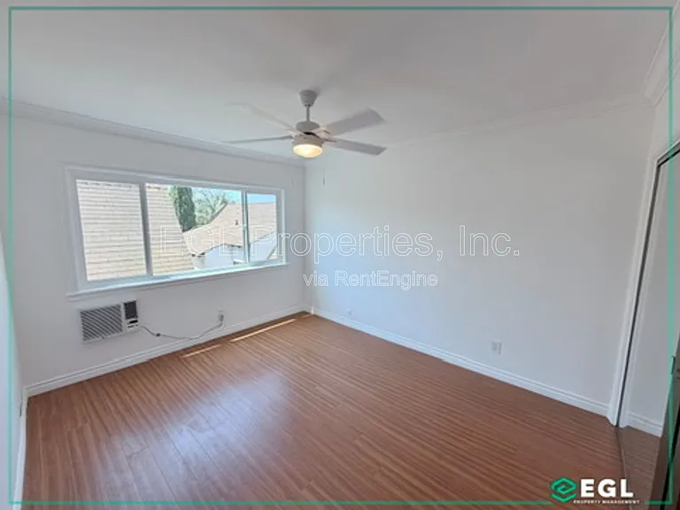1032 N Gardner St #17 — Photo 9
