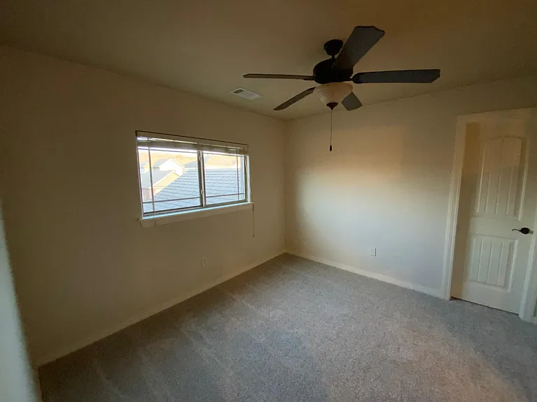 2639 N Arroyo Ave — Photo 16