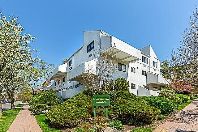 1st image of 21 Canterbury Road #0