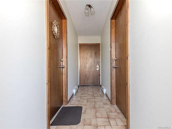 Common entrance.Unit is on the right