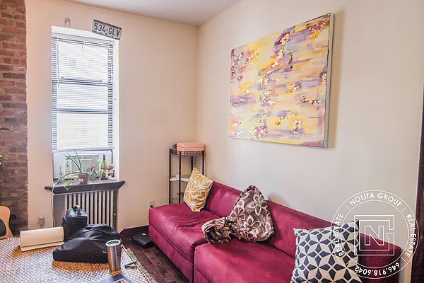 Rented by Nolita Group | media 25