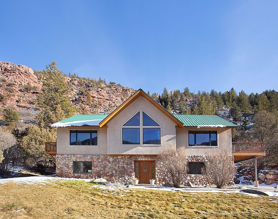 1st image of 421 Crystal Cir