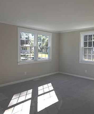 4th image of 1100 Irby Dr