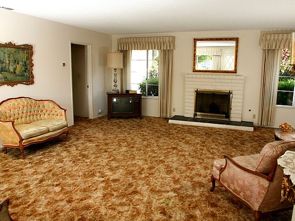Spacious Living Room
