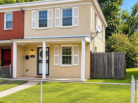 3rd image of 211 55th St NE
