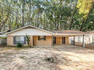 5709 Chaucer Ln, Little Rock, AR 72209