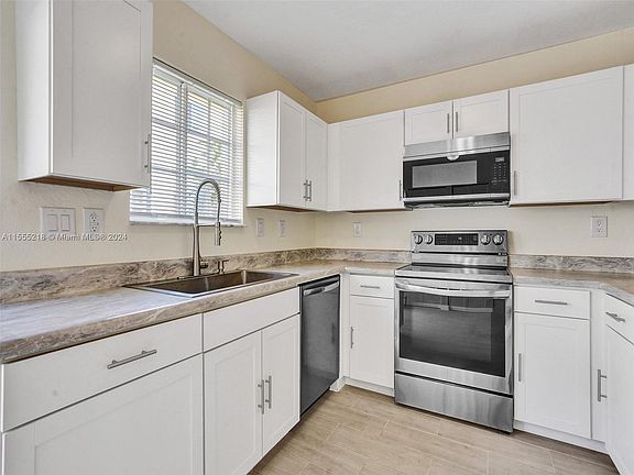 3rd image of 2060 NE 167th St #2-3-116