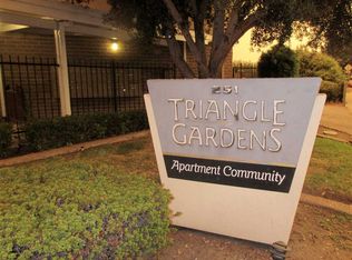 251 W Harder Rd, Hayward, CA 94544