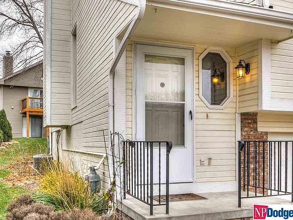 3rd image of 6731 S 153rd Cir