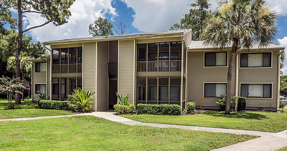 Lake Ellenor Apartments | Orlando, FL