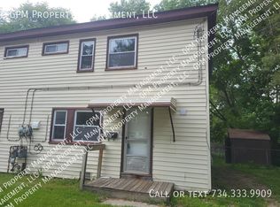 2308 Deerfield Ct, Westland, MI 48186