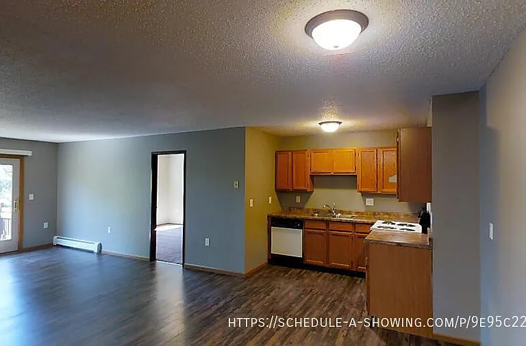 2445 Werner St #6 — Photo 1