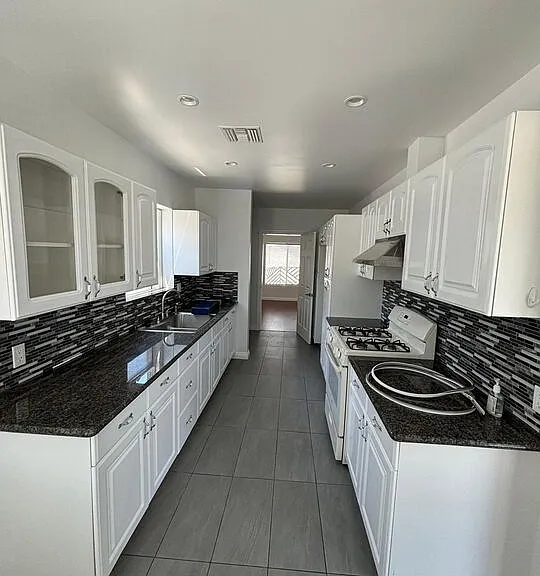 6537 Teesdale Ave — Photo 6
