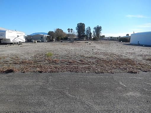 1st image of 39821 Washington Dr