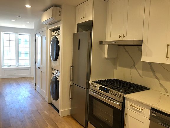2nd image of 25-18 32nd St #6F