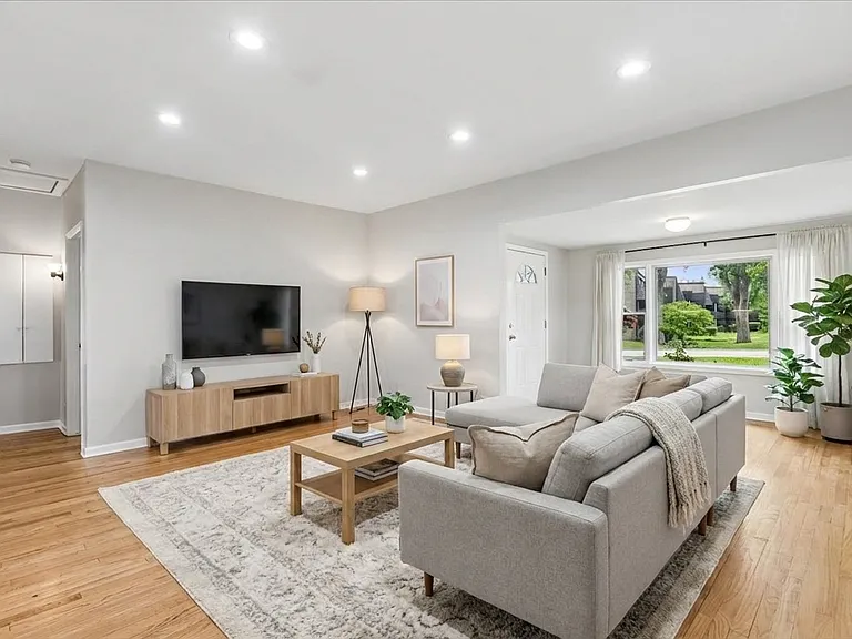 255 Happ Rd — Photo 6