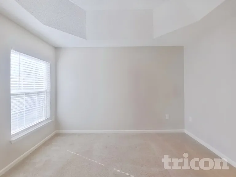 7310 Ravanna Dr — Photo 7