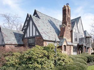 19591 S Sagamore Rd, Fairview Park, OH 44126