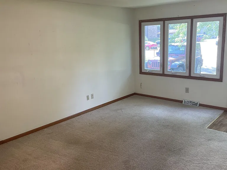 2087 Colony Ct #C — Photo 7
