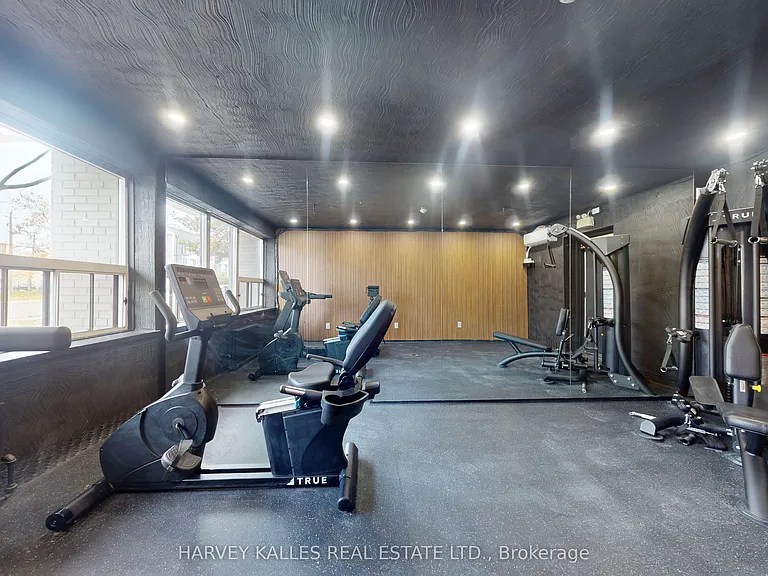 1 Marquette Ave #12 — Photo 15