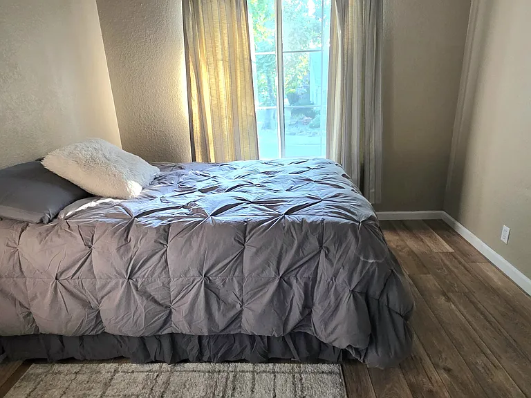 Shot of our room for rent. It has an amazing view of our scenic Heritage Oaks community in one of the most desirable neighborhoods in Chico.