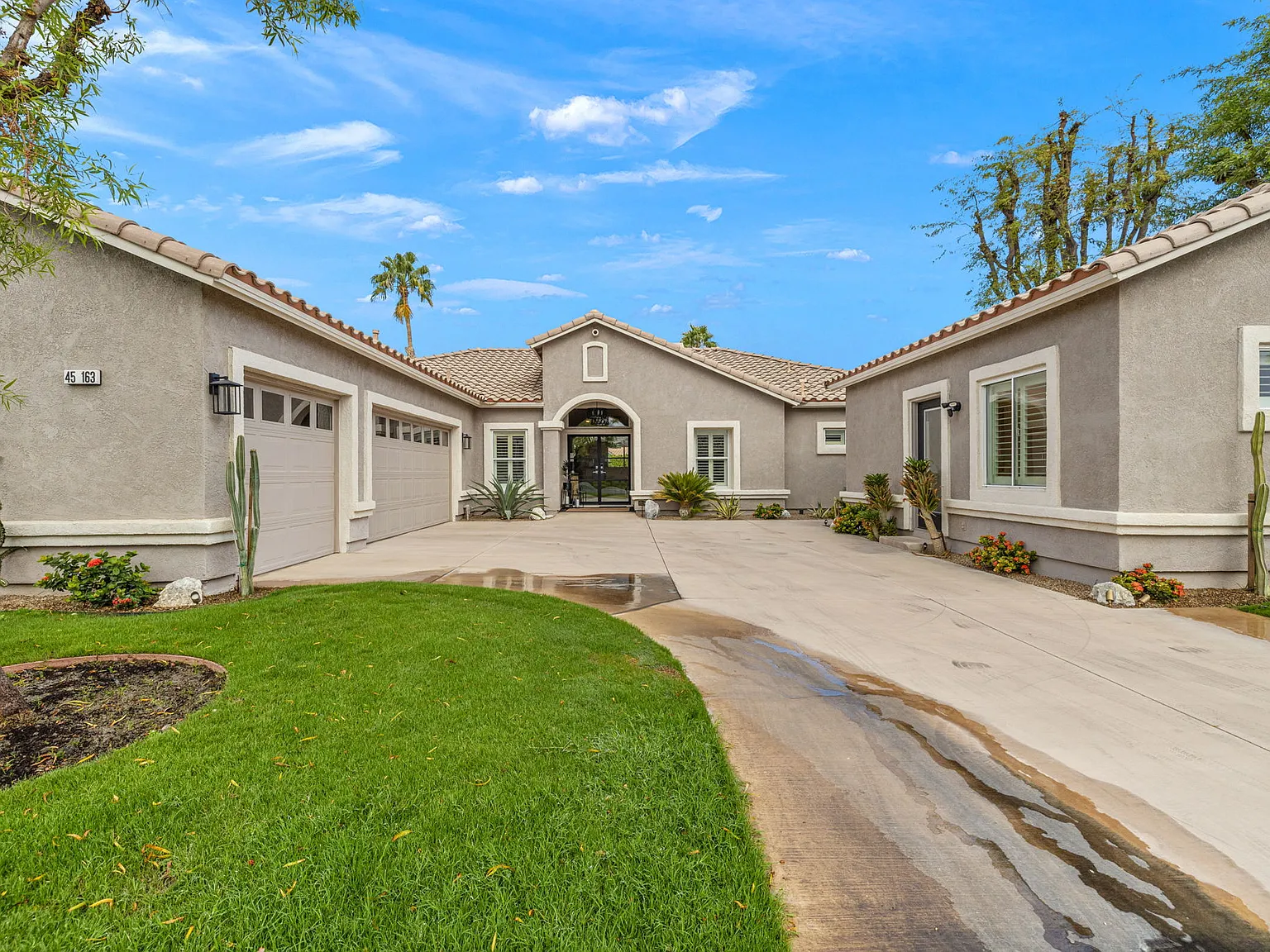 45163 Crystal Springs Dr — Photo 2