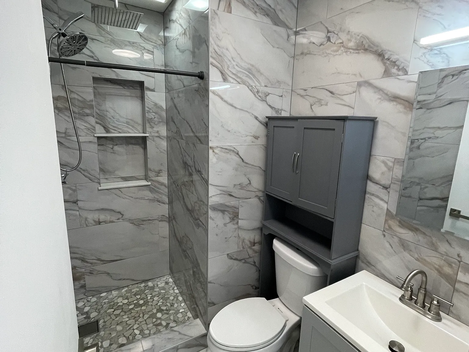 817 NE 7th St — Photo 3
