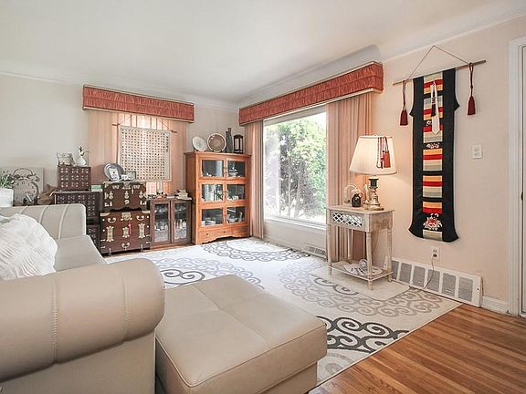 4th image of 12500 York Blvd