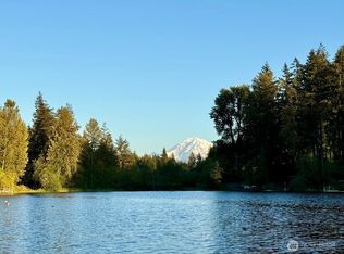 16310 SE Lake Holm Rd, Auburn, WA 98092