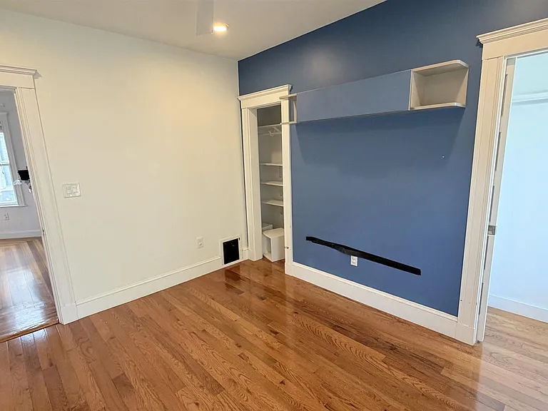 9 Ashland St #1 — Photo 15