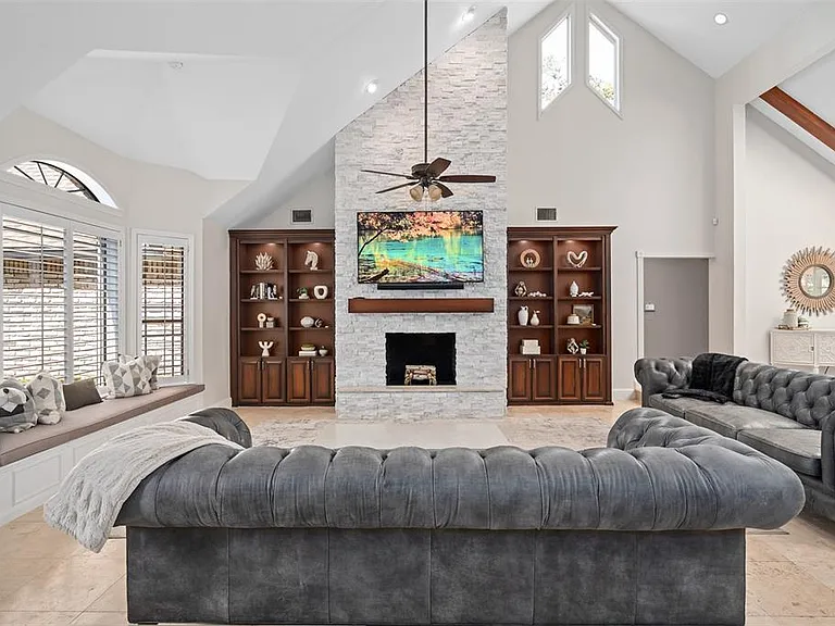 2214 Earleaf Ct — Photo 6