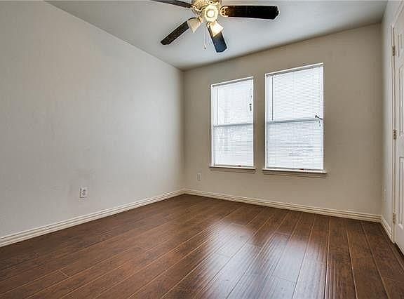 Secondary bedroom