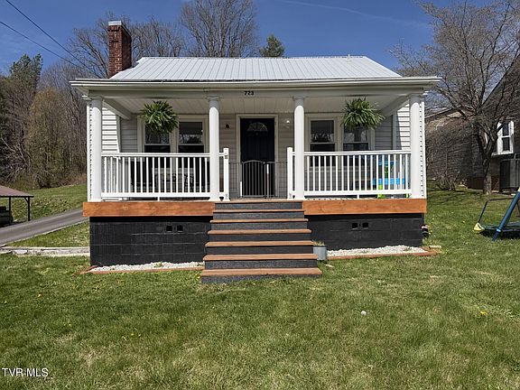 4th image of 723 Park Ave NE