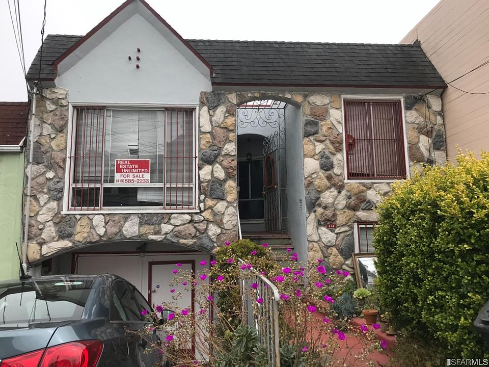 2nd image of 151 Margaret Ave