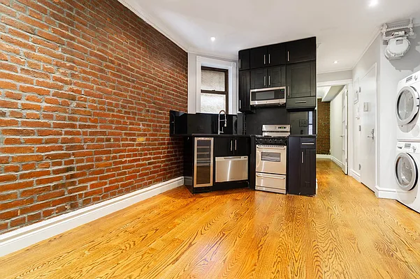 Rented by REAL New York | media 1