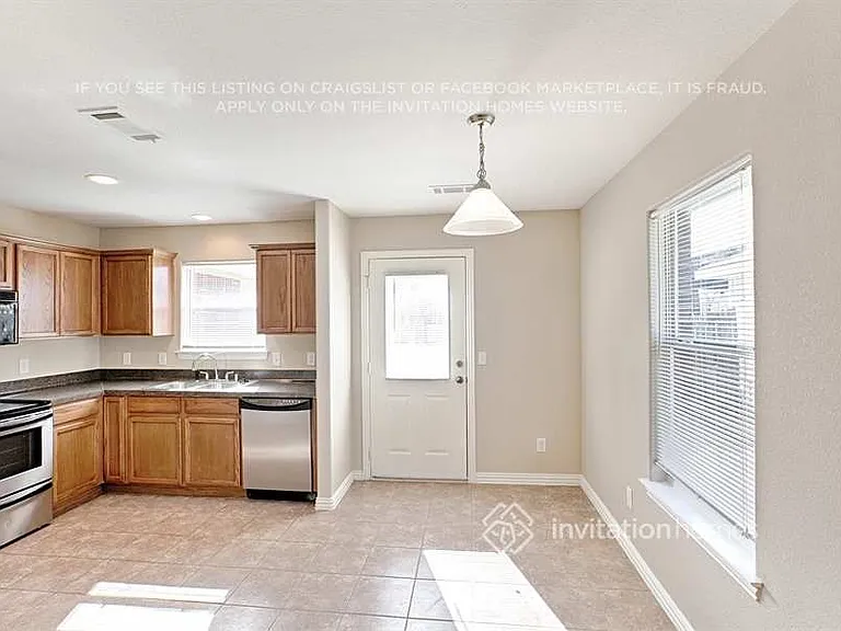13916 Garden Grove Dr — Photo 9