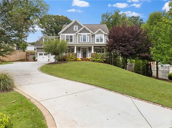 1214 Bernadette Ln NE, Atlanta, GA 30329