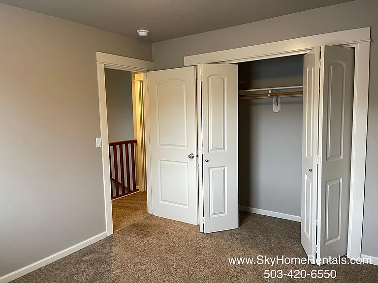 282 Laurine St NE — Photo 16