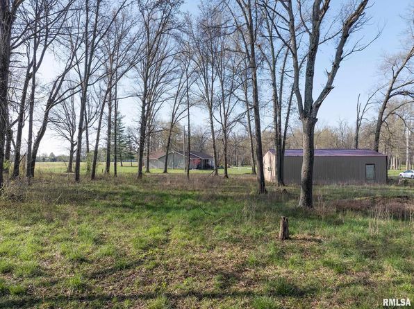 507 E 12th St, Sandoval, IL 62882