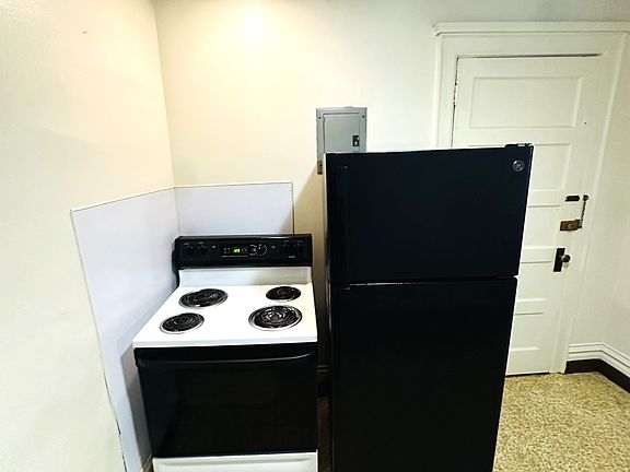 3rd image of 19 7th Ave SE #11269181